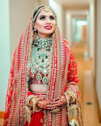 This Real Bride Recreated Deepika Padukone S Bridal Look And How Sabyasachi Bridal Bridal Lehenga Red Indian Bridal