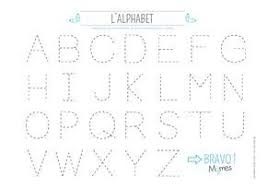Apprendre A Tracer Les Lettres De L Alphabet En Majuscule Alphabet Majuscule Lettre A Lettres Alphabet