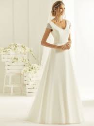 Die beste hochzeitskleider / brautkleid online kaufen. Brautkleid Mit Rucken In V Ausschnitt Samyra Fashion