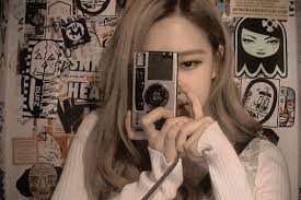 Kim ji soo rose blackpink k pop yg entertainment rose. Rose Blackpink And Aesthetic Image 6353107 On Favim Com