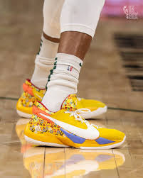 Bucks In Six On Twitter Another Zoom Freak 2 Pe For The Greek Freak