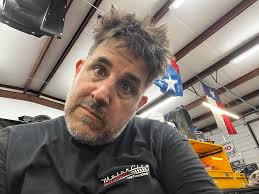 Michael's tired.. see y'all manana