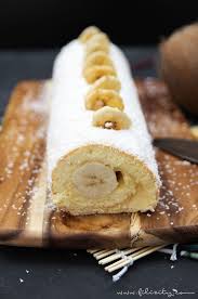 Einfaches Tortenrezept Bananen Kokos Biskuitrolle Mit Puddingcreme Filizity Com Food Blog Aus Dem Rheinland