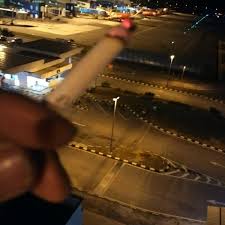 However, there are established designated smoking areas inside the airport. Klia 2 Smoking Area Smoke Shop