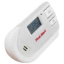 Watch, listen and learn how crowcon, co gas detection specialists, protect people and plant from the gas risks posed by flammable and toxic gas. First Alert Gco1cn Combination Explosive Gas And Carbon Monoxide Alarm With Backlit Digital Display First Alert Store