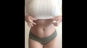 Crazy blonde doing wild lapdance show. Striptease Hotntubes Porn
