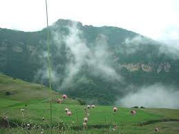 Image result for ‫تله کابین گردنه حیران اردبیل‬&lrm;