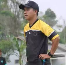 Cara melacak no hp lewat internet adalah dengan menggunakan website atau aplikasi google maps. Ssb Pusaka Muda Purwakarta Kebanggaan Masyarakat Ditengah Keterbatasan Fasilitas Purwakartaonline Com