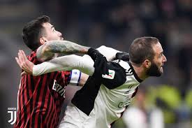 I primi premi distribuiti nel corso della. Milan Vs Juventus Siapa Yang Lolos Ke Final Coppa Italia 2019 2020 Okezone Bola