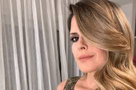 Pa siempre, manifestó junto a la foto, acompañando el mensaje con un corazón. Nueva Etapa Isabel Macedo Hizo Un Inesperado Anuncio Que La Cambio Por Completo Minuto Neuquen