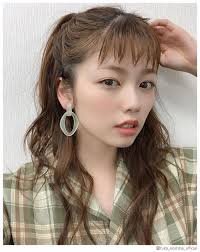 日本テレビ系ドラマ 美食探偵 明智五郎 で注目を集め テレビ朝日系土曜ナイトドラマ 妖怪シェアハウス 8月1日スタート 毎週土曜よる11時15分 にて民放ドラマ初主演を務めるなど飛ぶ鳥を落とす勢いで活躍している女優 小芝風花 ここでは 小芝がバラエティ