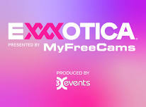 Exxxotica Expo - Friday