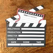 Filme und stars im kino schauen kostenlose gutscheinvorlage ausdrucken und verschenken kinogutschein verschenken. Kinogutschein Als Filmklappe Basteln Mini Presents Blog