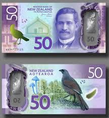 100 рублей 2018 года чемпионат мира по футболу в россии Pin Ot Polzovatelya Slava Na Doske Dengi Banknota Dengi