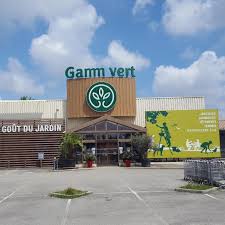 Par téléphone numéro vert : Gamm Vert Alimentation Animale 100 Boulevard Albert Schweitzer 85300 Challans Adresse Horaire