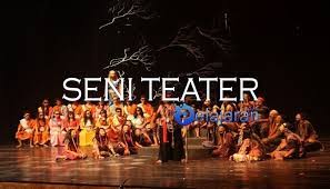 Teater yang berfungsi untuk kepentingan upacara tidak membutuhkan penonton karena penontonnya adalah bagian dari peserta upacara itu sendiri. Ulangan Harian 1 Teater Arts Quiz Quizizz