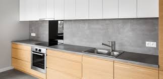 Warm and wonderful copper colors can bring life to any kitchen and simply invites you and your friends to spend time with it. Granite Vs Concrete Countertops Pros Cons Comparisons And Costs