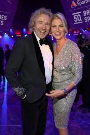 Latin forms include godeschalcus and godescalcus. Thomas Gottschalk Starportrat News Bilder Gala De