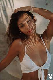 Carolina Reyes Wet Model