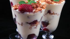 Coupes De Creme Au Mascarpone Et Framboises Facon Crumble Recette De Coupes De Creme Au Mascarpone Et Framboises Facon Crumble Marmiton