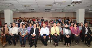 Mydin was founded in 1918 by mr gulam husen jamal, father to mr mydin. Teh Tarik Session With Mydin Mohamed Holdings Berhad Managing Director