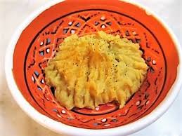 Les recettes d'apéritif dinatoire vont des innombrables manières de faire des verrines, aux toasts les plus savoureux et originaux ; Creme De Lentilles Corail Au Curry A Tartiner Les Recettes D Epices Du Monde