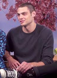 Mar 31, 2021 · the latest tweets from noah (@noahcent). Noah Centineo Wikipedia