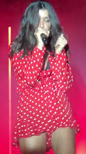 Paradis Secret : Le Festival à Reims avec Jenifer | TikTok