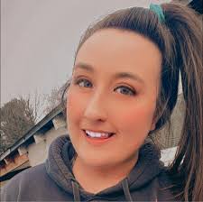 Any Fed-Ex drivers or employees in the group who can help answer this,  please? Whenever we get a FedEx delivery as of late, the drivers leave the  package at the end of