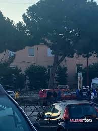 Le notizie da palermo | twuko. Incidente In Viale Regione Siciliana Travolto Da Un Auto Mentre Attraversa Morto Ragazzo Di 17 Anni
