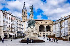 Vitoria es una ciudad llena de sorpresas y siempre sorprende a sus visitantes por su cuidado diseño urbano. Por Que Vitoria Es Uno De Los Destinos Best Of The World De Viajes National Geographic