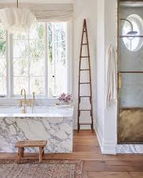 Alexandra Vieriu On Instagram Isn T This Beautiful Bathroom Just Perfect I Would Love To Hear Your Thoughts Design Home Beautiful Bathrooms Home Decor