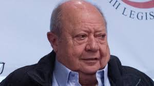 Carlos romero deschamps, líder del sindicato petroleo, que además se desconocen los acuerdos tomados en la anterior convención en 2017, en la que el mismo romero deschamps se reeligió. Al63y0bv7jkygm