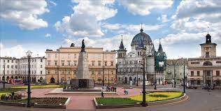 Only 800 jews, the aufraeumungskommando (the detachment that cleaned up the dead, helped with the deportation of jews and dismantled the factories) and those in hiding (about 70) remained in the ghetto when it was liberated by the soviets in january 1945. Lodz Poland Gatekeeper Project