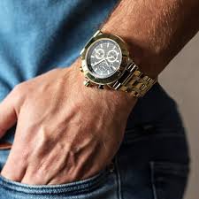 Gold futures (gc) trade on the comex exchange, which is part of the cme (chicago mercantile exchange) group. Gc Schweizer Uhrwerk Y70004g2mf One Uhr Ean 091661513565 Masters In Time