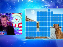 Alors qu'elle est totalement découverte depuis samedi 13 janvier 2018, aucun maître de midi parmi mathieu, virginie et désormais lucie n'a réussi à deviner qui est la célébrité qui. Les 12 Coups De Midi L Etoile Mysterieuse De Decembre Bientot Devoilee Decouvrez Les Premiers Indices Femme Actuelle Le Mag