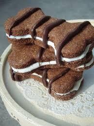 Mix together into a dough, roll out and cut into small bars, poke little divots into them with a chopstick or something similar, place on a cookie sheet, and bake. Gourmet Dog Treats Napawlitans All Natural Organic Vegetarian Cinnamon Carob And Yogurt Cookie Sandwich Shorty S Gourmet Treats Gourmet Treats Pet Treats Recipes Gourmet Dog Treats