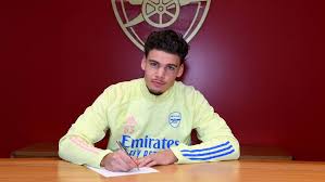 See more of arsenal2021 on facebook. Omar Rekik Signs Professional Contract News Arsenal Com