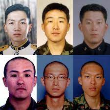 2002년 모두가 뜨거웠던 월드컵 북한의 포격이 시작됐다 l 영화리뷰. ì‹¤ì‹œê°„ëŒ€êµ¬ 18ë…„ ì „ ì˜¤ëŠ˜ ì¼ì–´ë‚¬ë˜ ì œ2ì—°í‰í•´ì „ ëŒ€í•œë¯¼êµ­ í•´êµ° ì „ì‚¬ìž ëª…ë‹¨ ì²«ë²ˆì§¸ ì‚¬ì§„ìœ¼ë¡œë¶€í„° Facebook