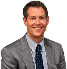 Larry Vo's Instagram, Twitter & Facebook