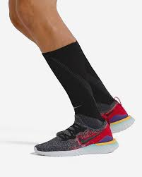 An updated flyknit upper contours to your foot with a minimal, supportive design. Nike Epic React Flyknit 2 Men S Running Shoe Nike Com
