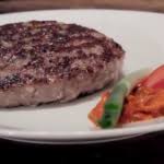 Mit Diesem Pljeskavica Rezept Bereiten Sie Die Leckeren Hacksteaks Am Grill Oder In Der Pfanne So Originalgetreu U Hacksteak Gerichte Mit Hackfleisch Rezepte