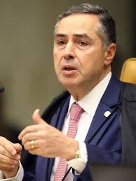Como a reportagem mostrou no início do mês, a proposta de emenda à constituição (pec) do voto impresso tinha votos suficientes para avançar na comissão especial da câmara. Barroso Voto Impresso E Solucao Para Problema Que Nao Existe