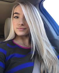 saltybabe @kristen.crowder ✨✨ Don't forget to tag us in your selfies! 🤳🏻  Blonde by: @laci.mane