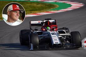 Nun, zehn jahre später folgt ihm sohn mick schumacher. Mick Schumacher Fahrt Formel 1 Test Autobild De