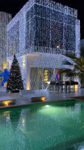 Bandes Annonces De Films Et Series Tv Et Plus Nabilla Impressionne Ses Fans Avec La Folle Deco De Noel De Sa Maison A Dubai Facebook