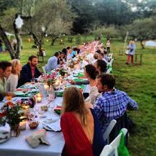 Huge Dinner Table At Quail Hill Farm Outdoor Dinner Dinner Table Big Dinner Table