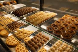 Kostliche Kuchen In Sussigkeiten Stockfoto Bild Von Sussigkeiten Kuchen 98959762