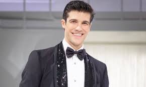 Il gala roberto bolle and friends a favore del fai si è tenuto in luoghi meravigliosi come il colosseo. Roberto Bolle Ecco Chi E Il Compagno Famoso Le Foto Dei Paparazzi Archivio Biccy It
