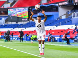 He is 26 years old from mozambique and playing for losc lille in the france ligue 1 (1). Reinildo Mandava Reinildo Isnard Mandava Lille